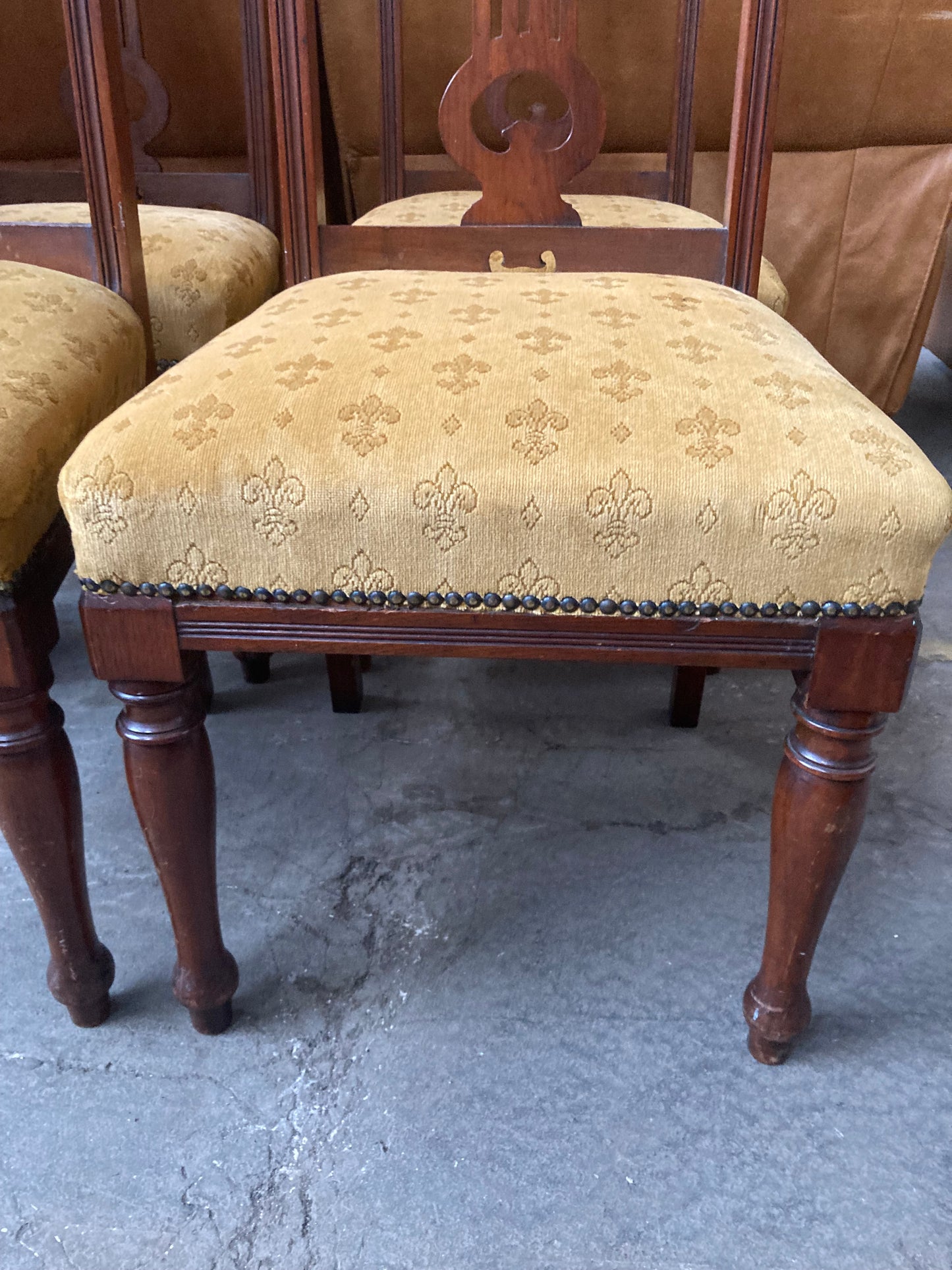 Antique set of 4 dining chairs
