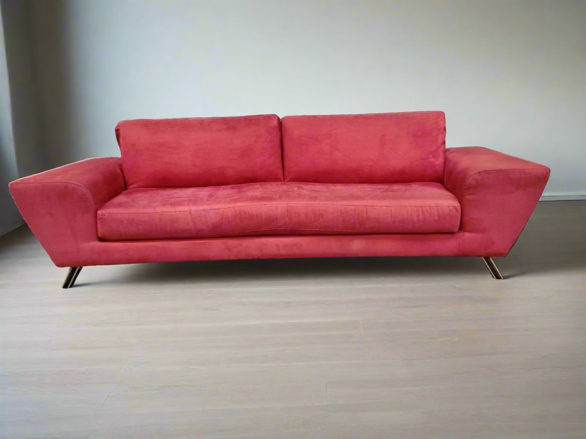 Exquisite Natuzzi Italian 4-Seater Sofa - Sophistication for Your Living Space