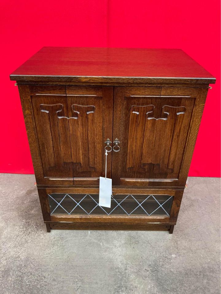 Old Mill Vintage solid oak TV unit by Quitmann furniture - storage unit.