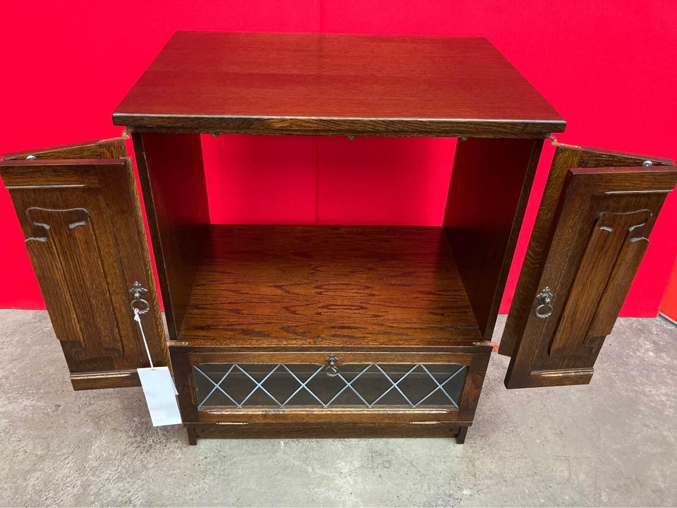 Old Mill Vintage solid oak TV unit by Quitmann furniture - storage unit.