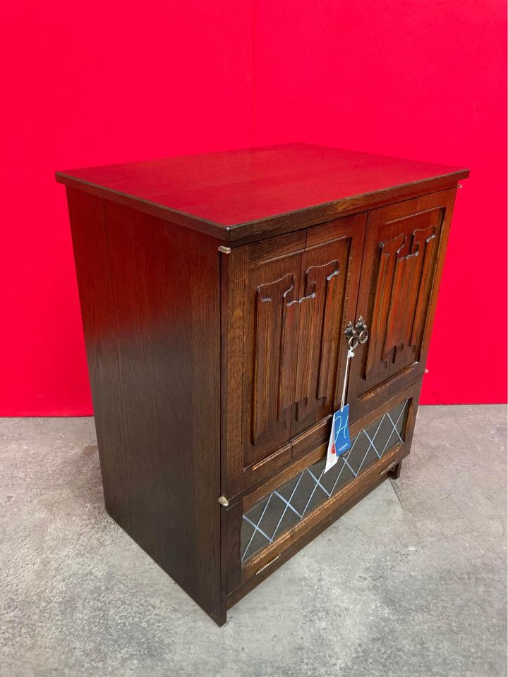 Old Mill Vintage solid oak TV unit by Quitmann furniture - storage unit.