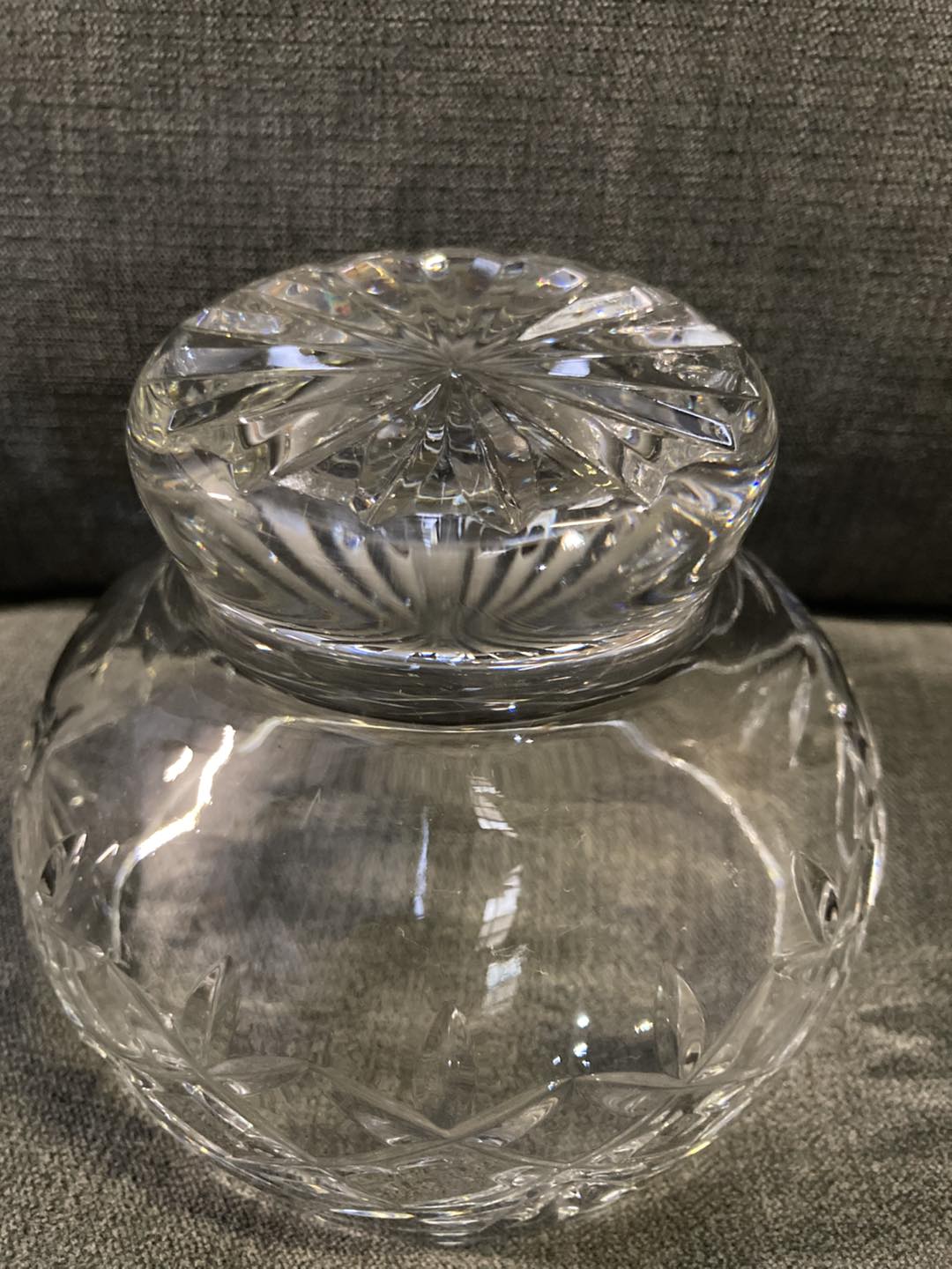 ✨ Vintage Cut Crystal Rose Bowl – Pedestal Base – 12cm Diameter – ✨