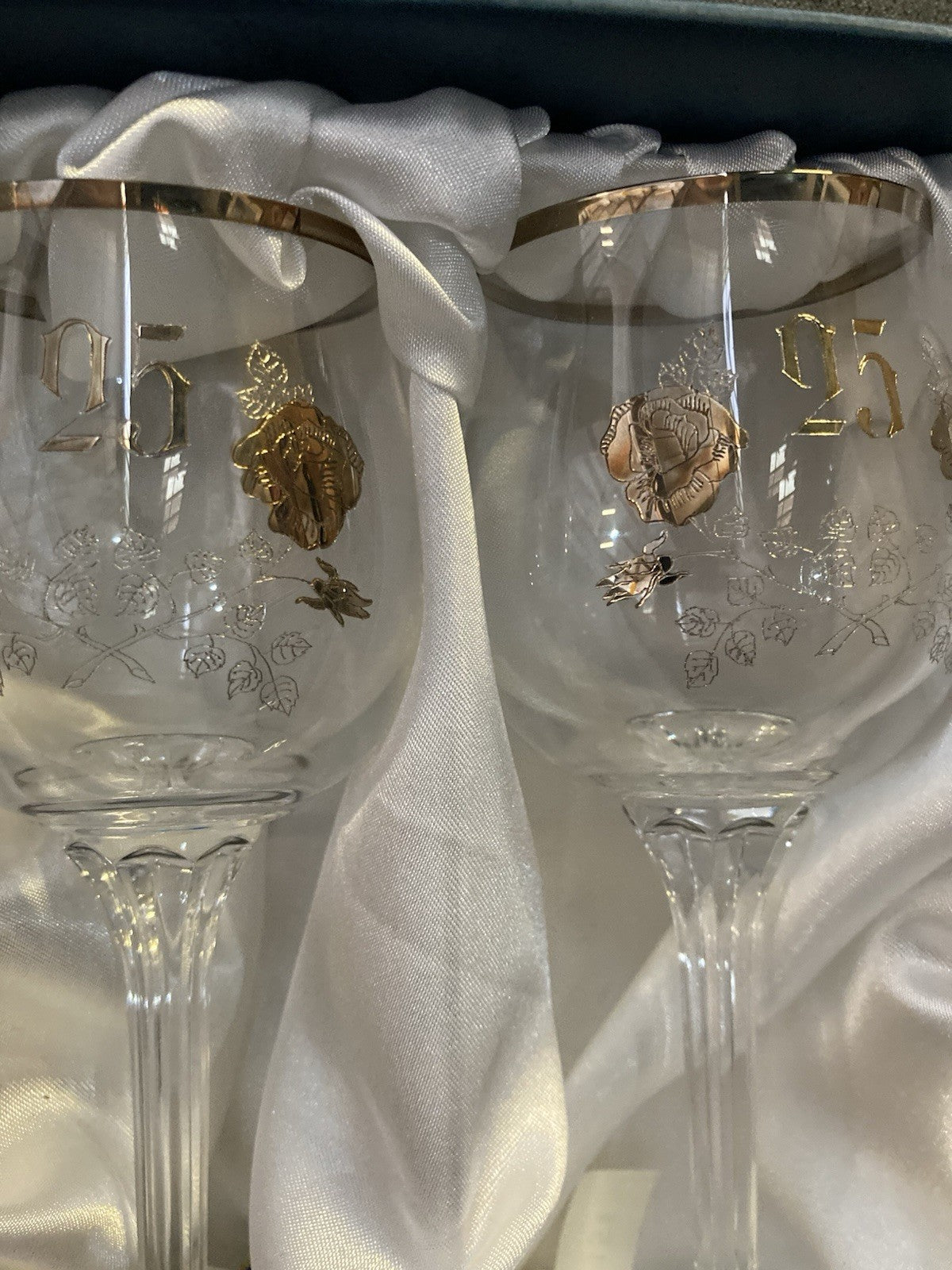 Bohemia Crystalex 25th Anniversary Wine Glasses – Gift Boxed Pair – Unused