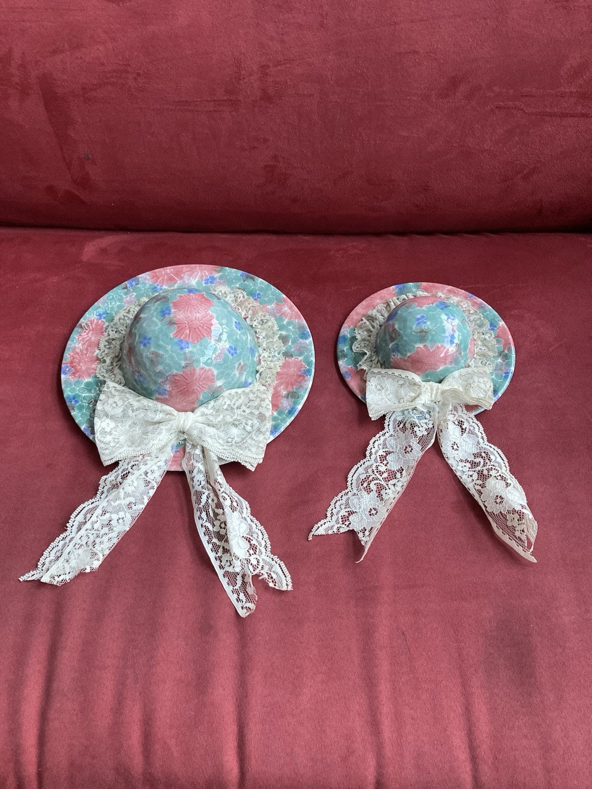 Park Rose Ceramic Hat Wall Plaques – Vintage Floral Pair with Lace Ribbon