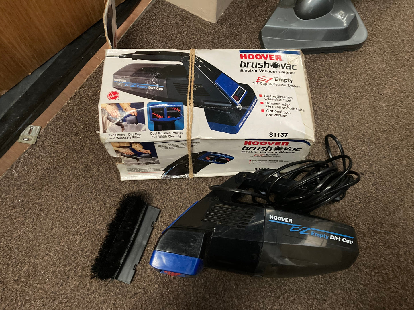 ✨ Vintage Hoover Brush Vac S1137 🧹 | Heavy-Duty Handheld Vacuum 💨