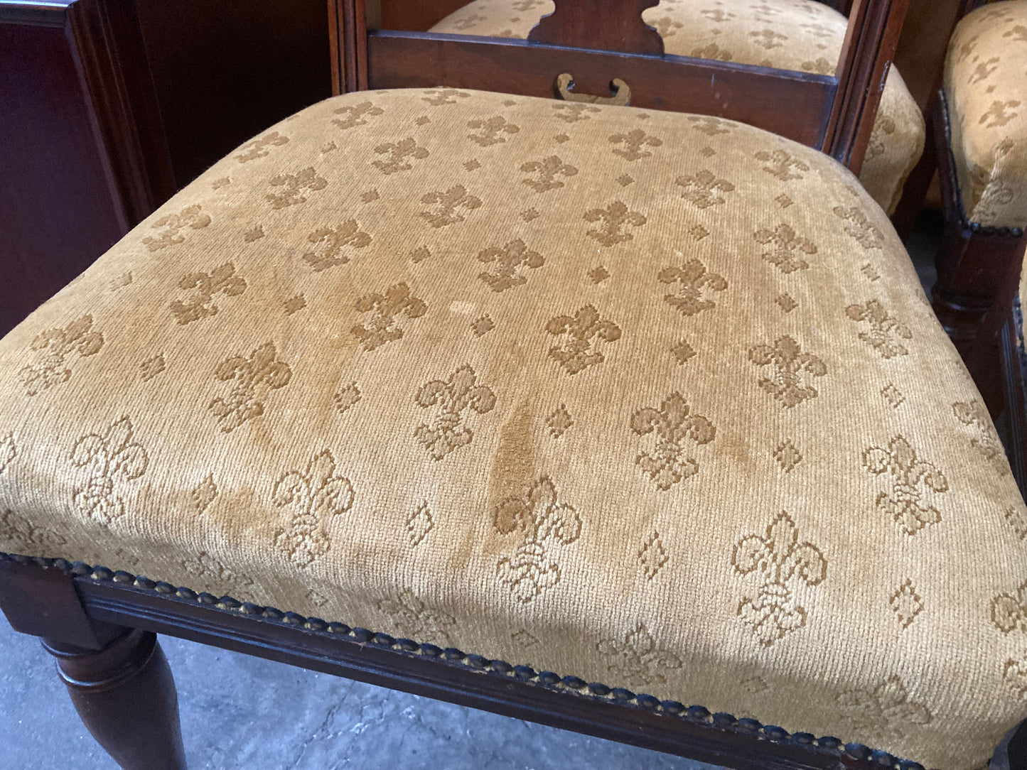 Antique set of 4 dining chairs