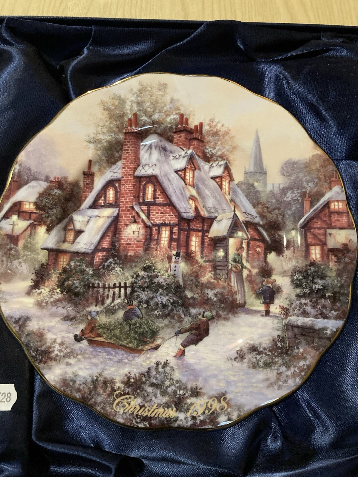 Royal Doulton Fir Tree Cottage 1998 Christmas Plate Box & COA Bradford Exchange